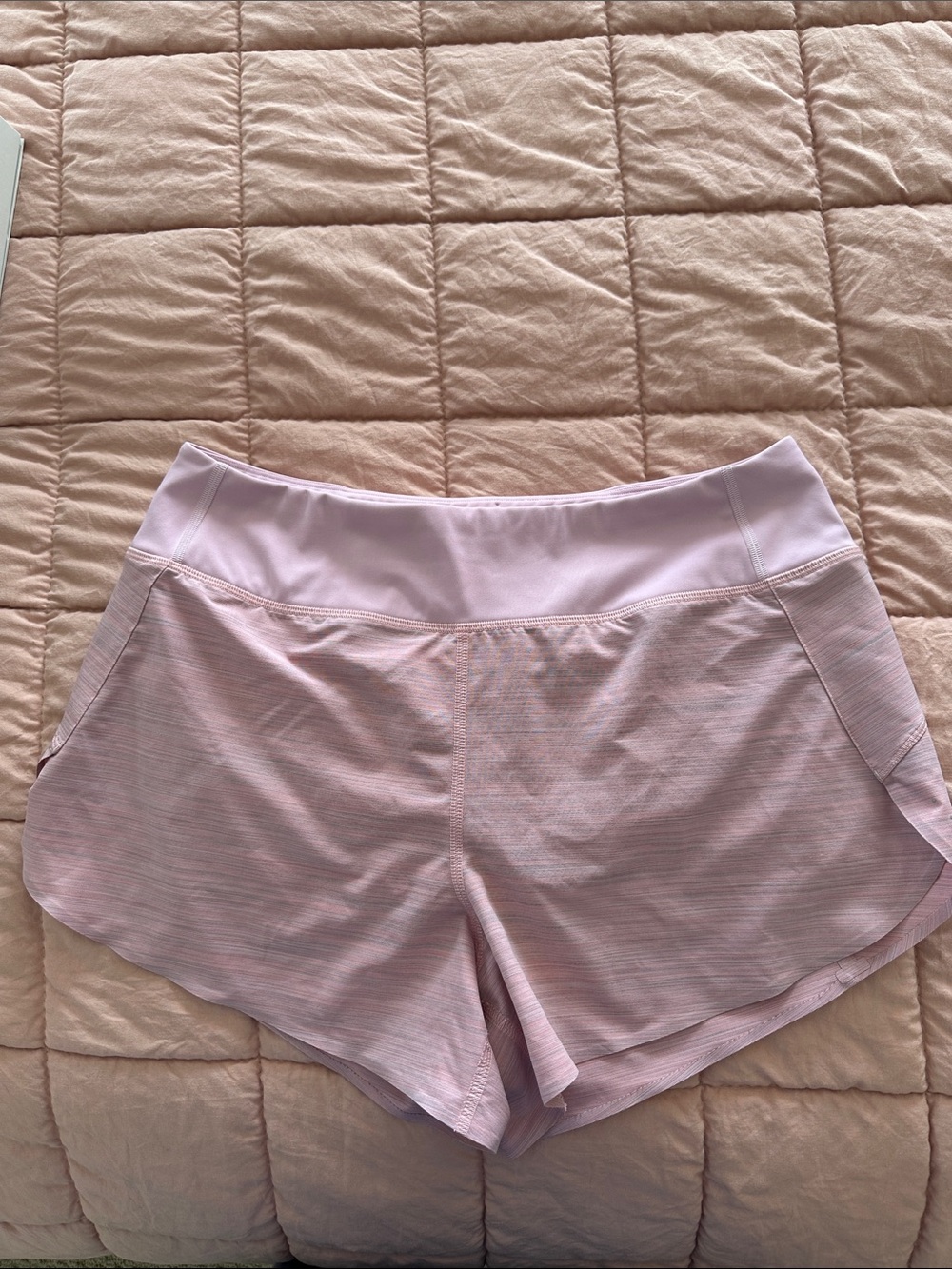 Athleta  Run With It 3.5” Textured Shorts